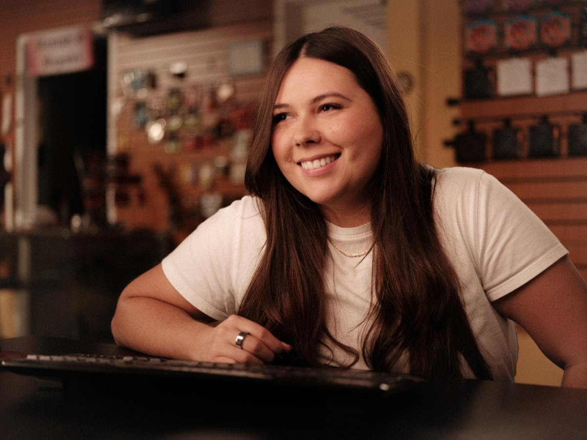 Vevo DSCVR Artist of the Year Gigi Perez Releases Short Film, ‘Back to the Beach’